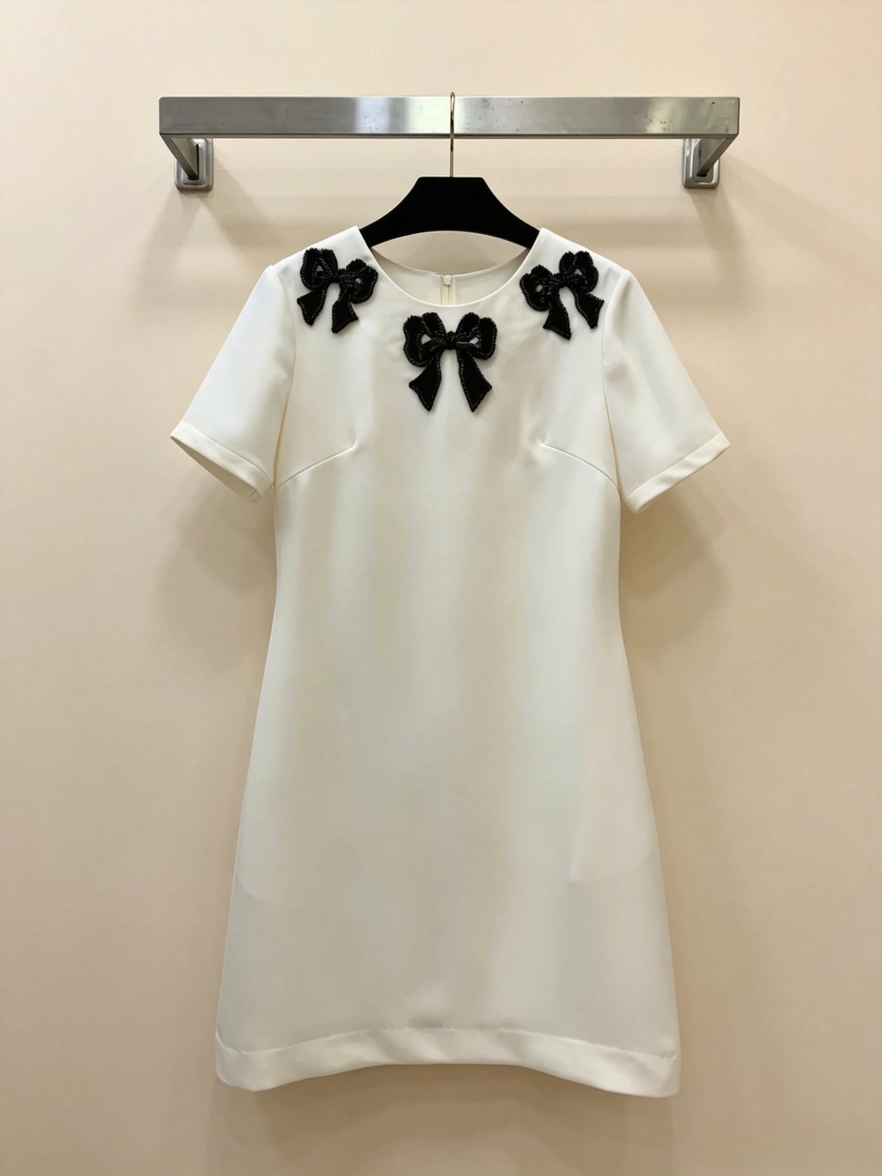 2026 New Style Womens White Dress Size M L Slim Slimming and High Grade Code 016