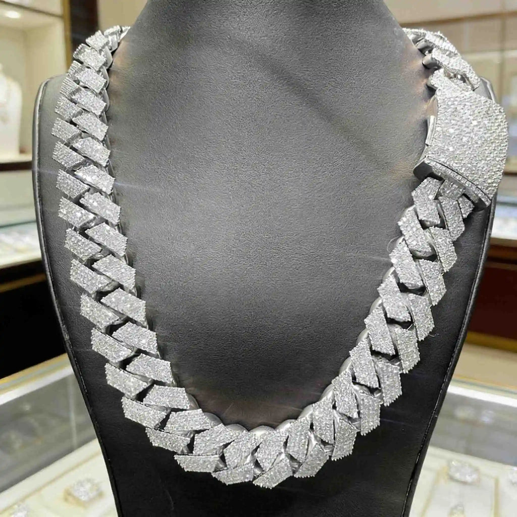 Hip Hop Jewelry 15mm Width Women Mens Heavy Strong Cuban Necklace 18k Gold Plated Bling Iced Out CZ Prong Cuban Link Chain