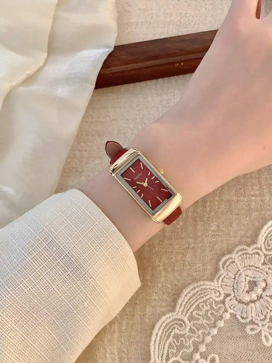 1pc Vintage Style Adjustable Strap Quartz Women's Watch, Oval Dial, Roman Numeral Markers, Compact Design, Suitable For Daily