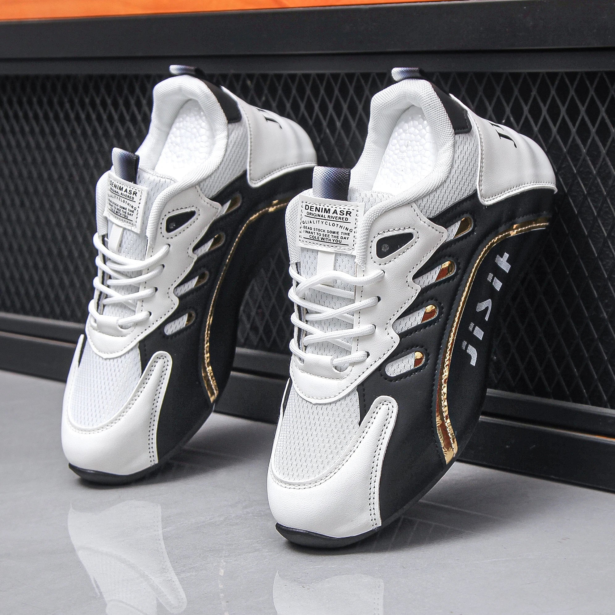 Men's trendy casual shoes with anti-slip laces for sports. Suitable for students. Anti-slip, durable, versatile and comfortable