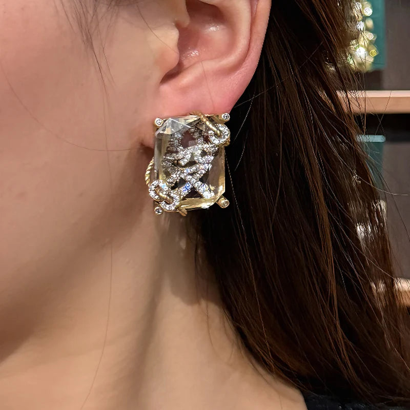 Vintage Jewelry Transparent Square Glass Stud Earrings Rhinestones Luxury Designer Winding Gold Color High Quality Accessories