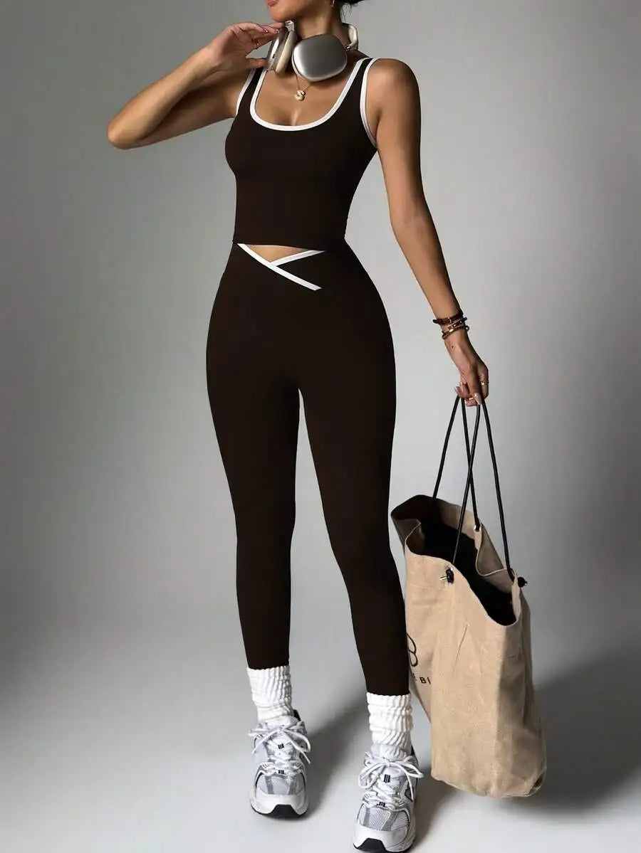 Women's High-Waisted Yoga & Fitness Set - Colorblocked Athletic Top And Leggings, Stretchy Polyester Blend, Perfect For Running