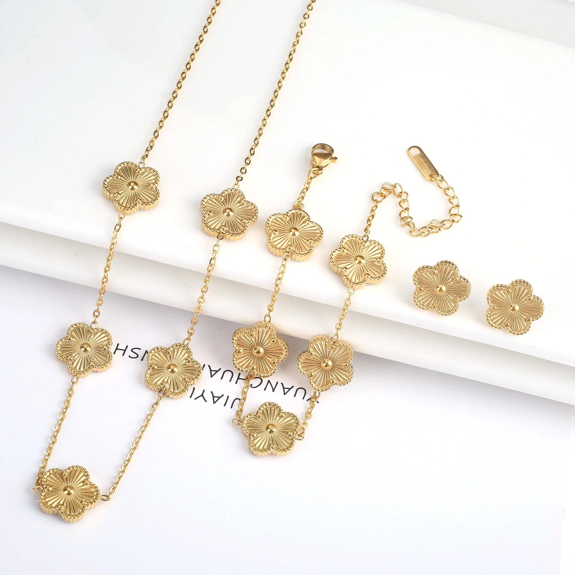 Simple 316L Stainless Steel Flower Five Leaf Necklace Bracelet Earrings 18K Gold Plated Jewelry Set for Women Girl Gift Clover