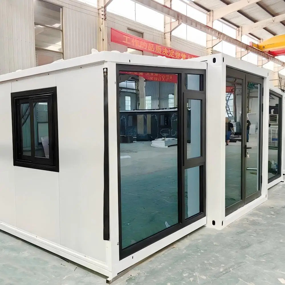 Customized Global Direct Sales 20Ft 30Ft Prefab Tiny Home Camping Modular Portable On Wheels Easy Installation Expandable Contai