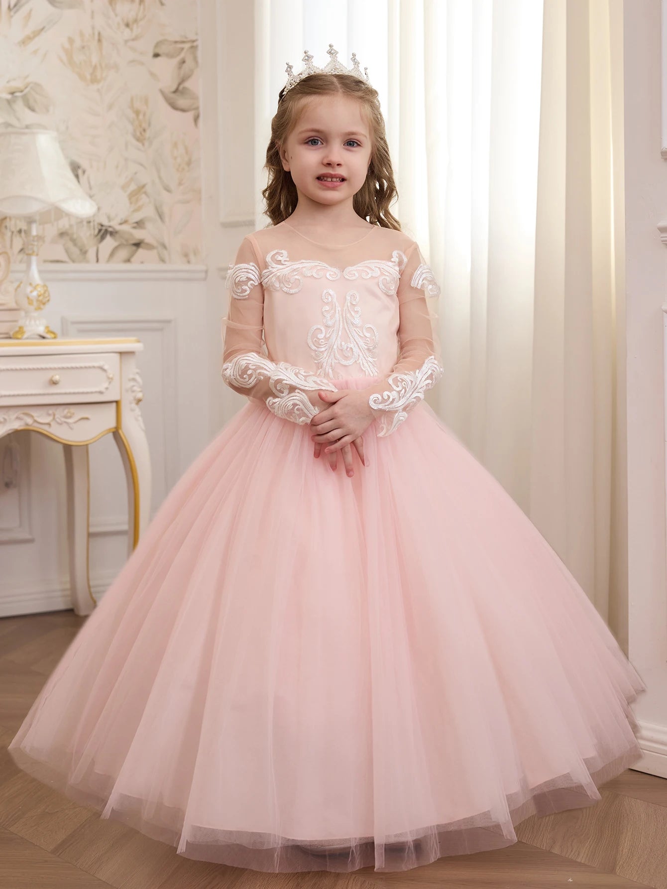 Junior Bridesmaid Dress for Girls, Pink Tulle Lace Backless Formal Gown, Elegant Wedding Party Outfit with Pearl Detail
