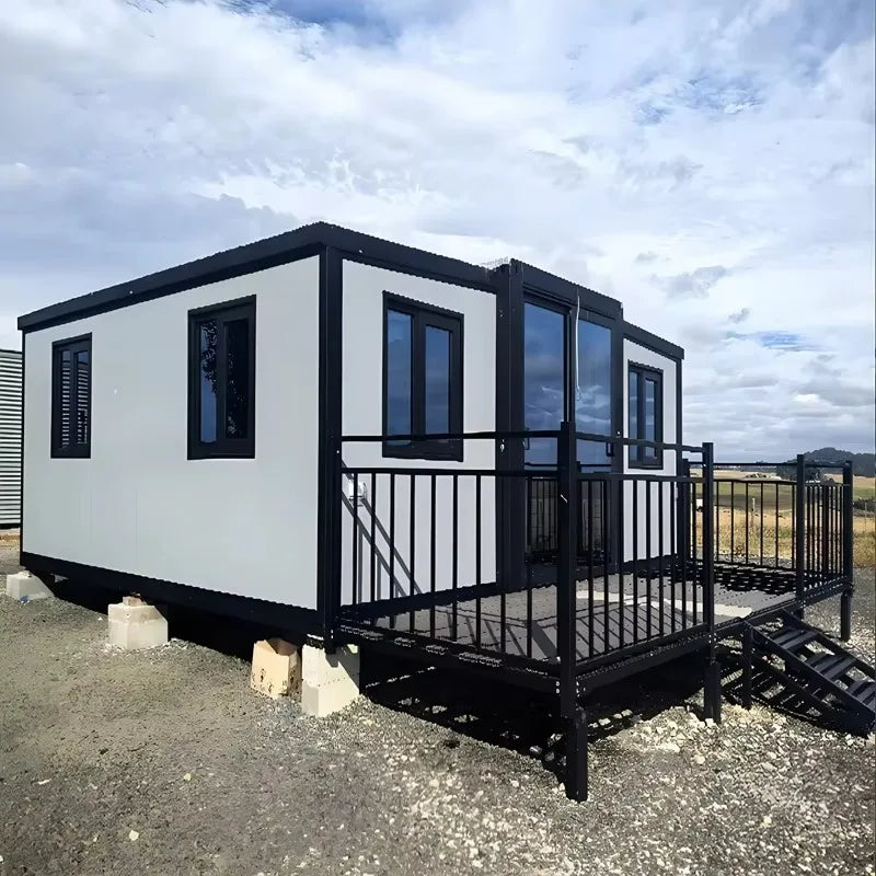 Heavy Duty Steel Frame Yugong Foldable Expandable Container House Portable Prefab Strong Home for Hurricane Zone Earthquake Area