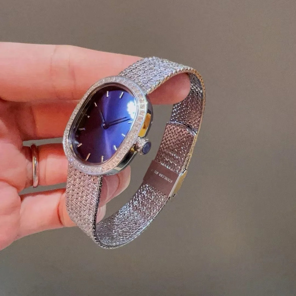 Women's Affordable Luxury Oval Rhinestone Watch: Sparkling Crystal Bezel, Laser-Etched Gradient Dial, Fine Steel Mesh Strap—A Simple and Stylish Women's Watch in Red, Purple, and Green