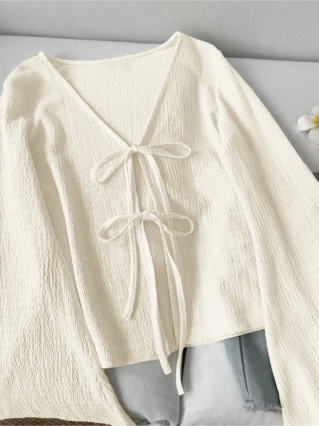 New loose and slimming versatile V-neck flared sleeves with lazy style and thin lace up cardigan jacket