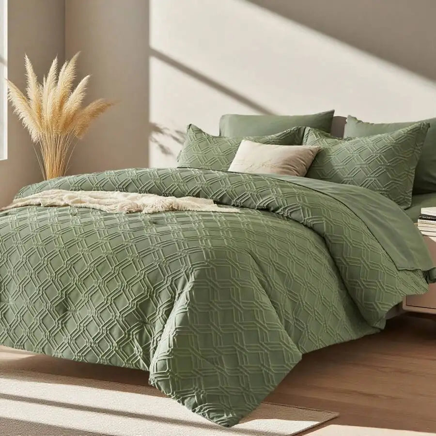 7pcs Simple And Stylish Embossed Comforter Sets Queen, 100% Polyester Lightweight Comfortable Summer Bedding Set, Super Soft And