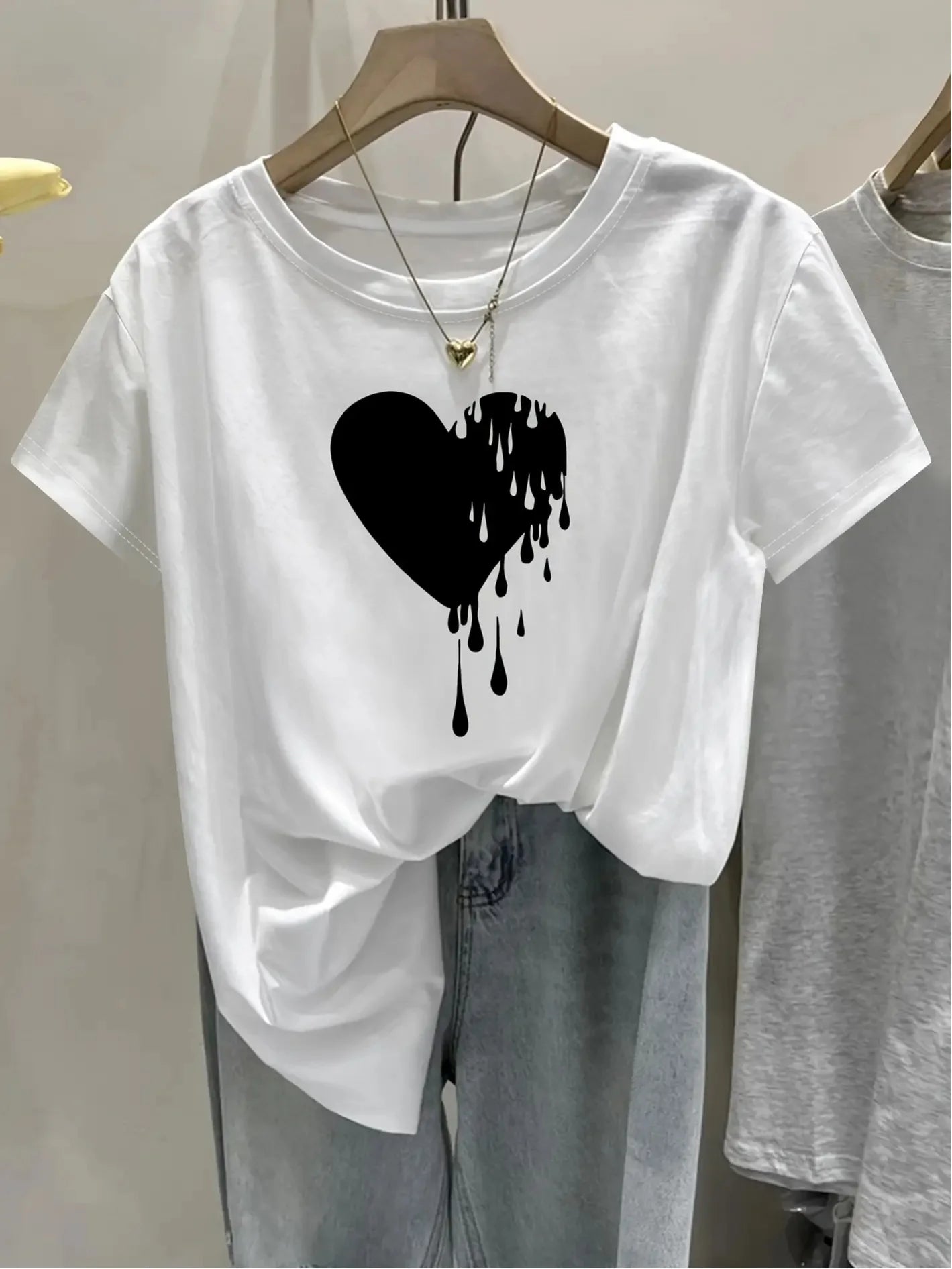 2026 Women Korean Japanese Style White with Black Drip Heart Print Harajuku Short Sleeve Casual Clothing Aesthetic Clothes