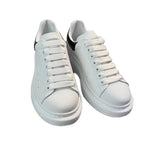 Minimalist Korean White Platform Shoes with Black Heel – Height-Increasing Daily Casual Sneakers