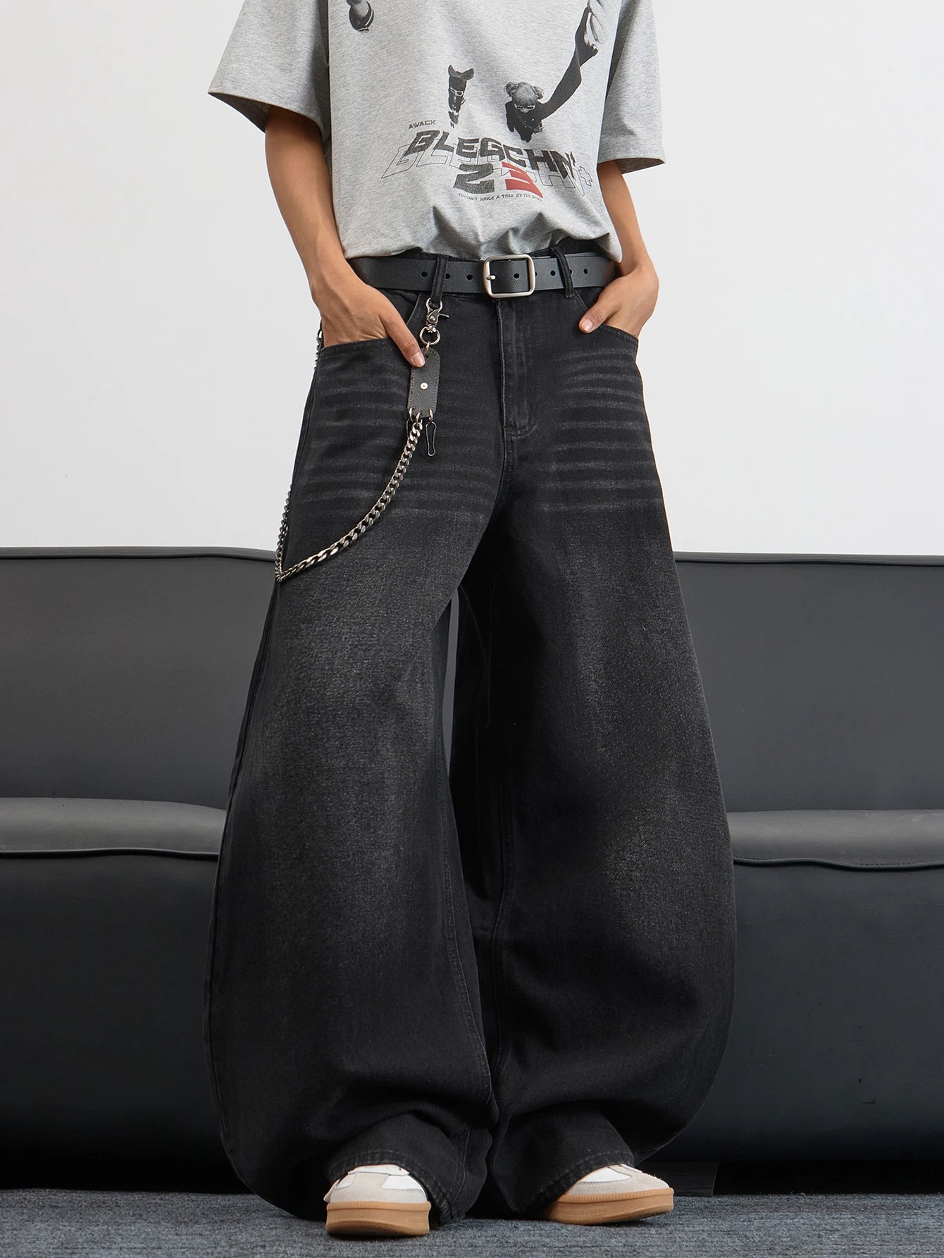UP.THE Men's Black Baggy Wide Leg Jeans, Y2K Hip Hop Streetwear Denim Pants with Back Embroidery, Oversized Loose Skater Jeans for Street Activities