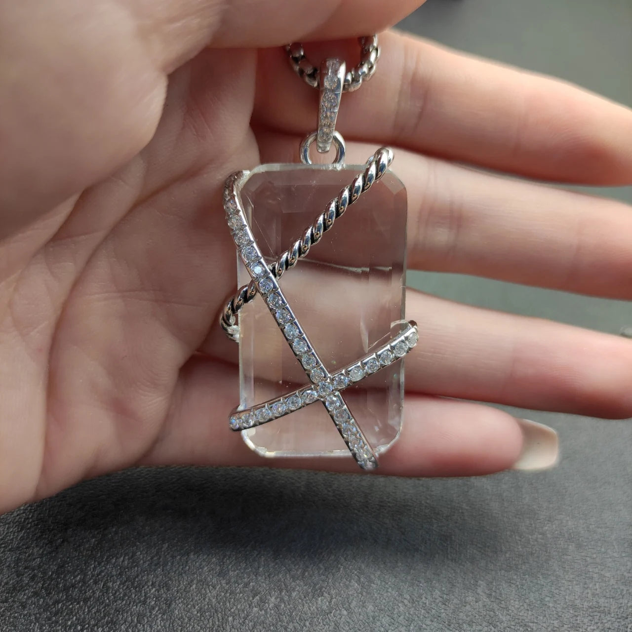 2026 New High Quality DY Necklaces Collection Simple and Elegant Perfect for Any Occasion Suitable for Both Men and Women 3