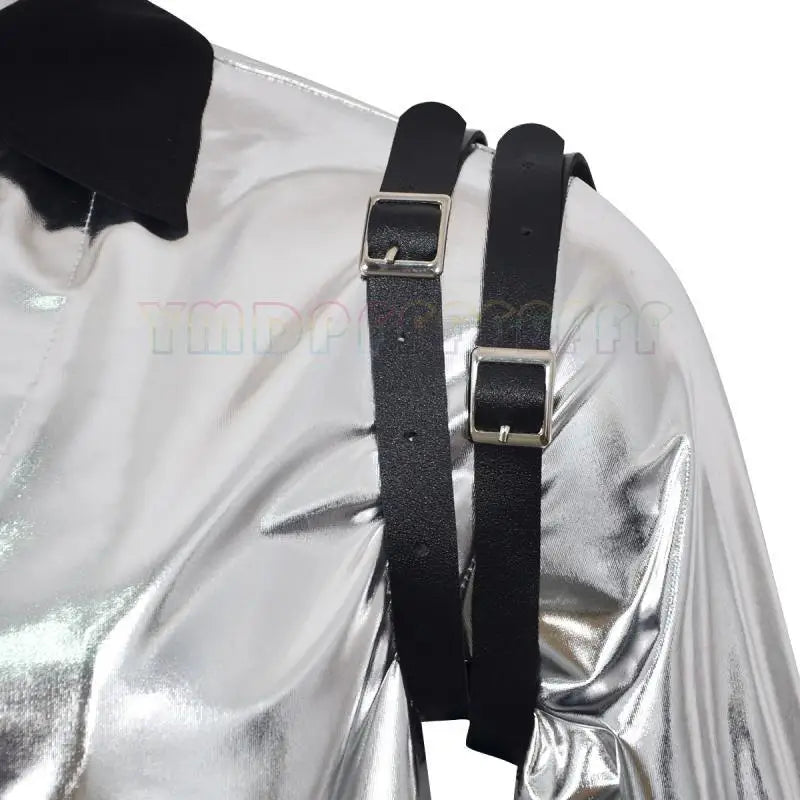 A person named Michael imitates costumes cosplay costumes performance costum silver leather jackets Halloween stage costum
