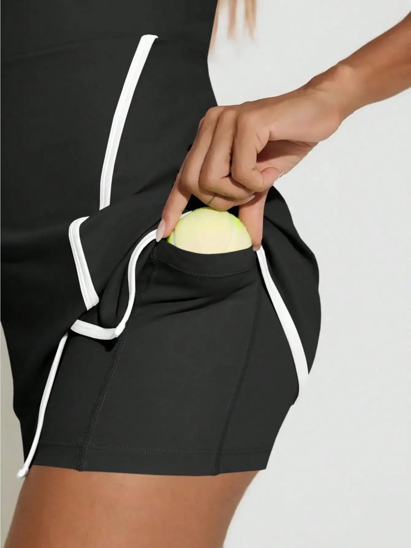 Women's Tennis Dress With Built-In Shorts & Pockets, Sleeveless Athletic Mini Dress With Bra, Golf Sports Dress
