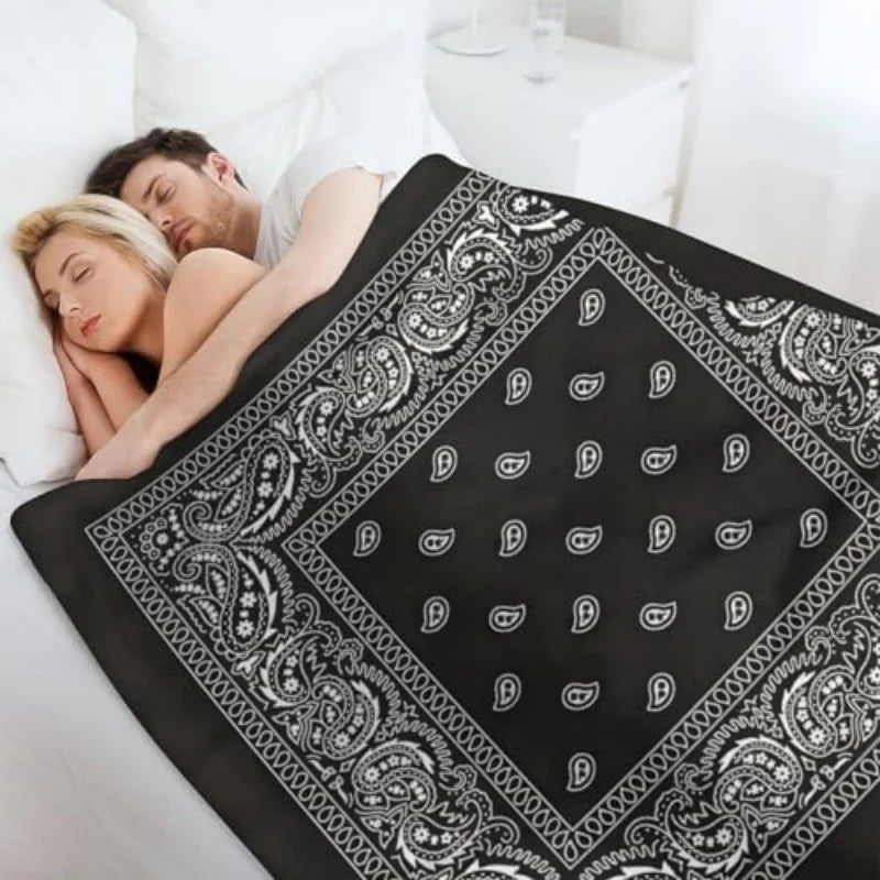 Black Bandana Paisley Art Blanket Soft and Warm Throw Digitally Printed Super Soft Micro Plush Blanket for Sofa Bed Living Room