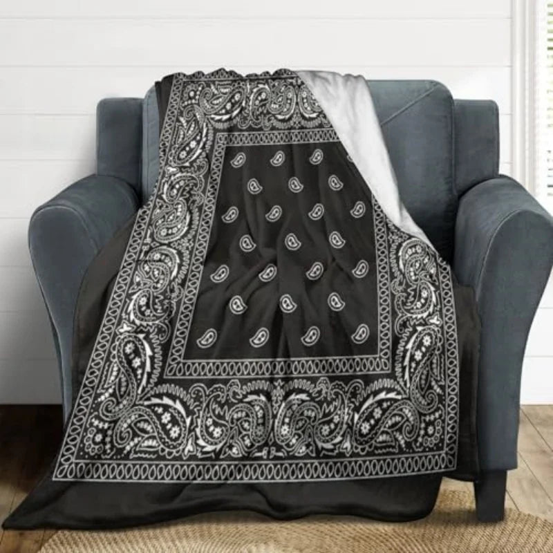 Black Bandana Paisley Art Blanket Soft and Warm Throw Digitally Printed Super Soft Micro Plush Blanket for Sofa Bed Living Room