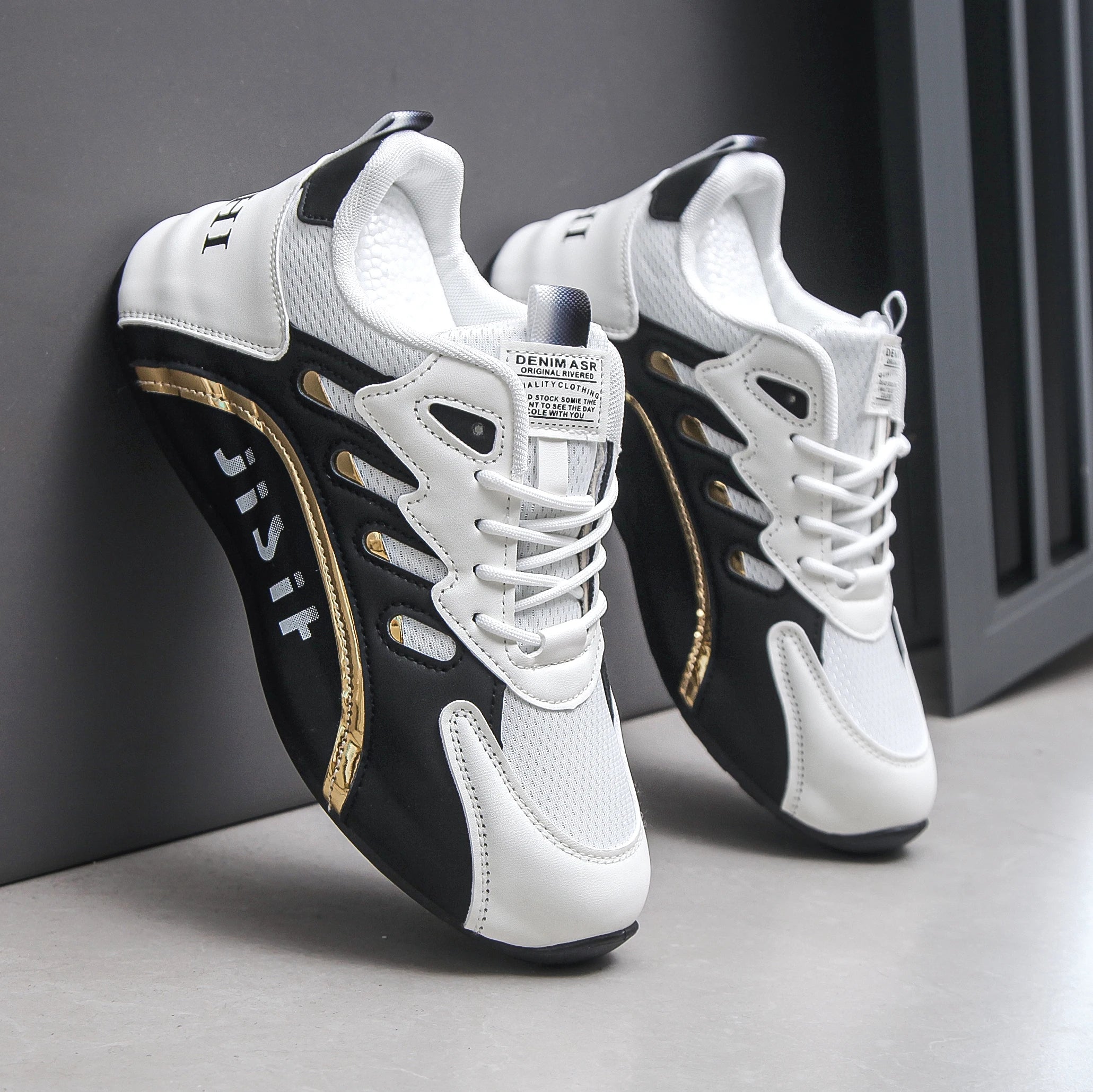 Men's trendy casual shoes with anti-slip laces for sports. Suitable for students. Anti-slip, durable, versatile and comfortable