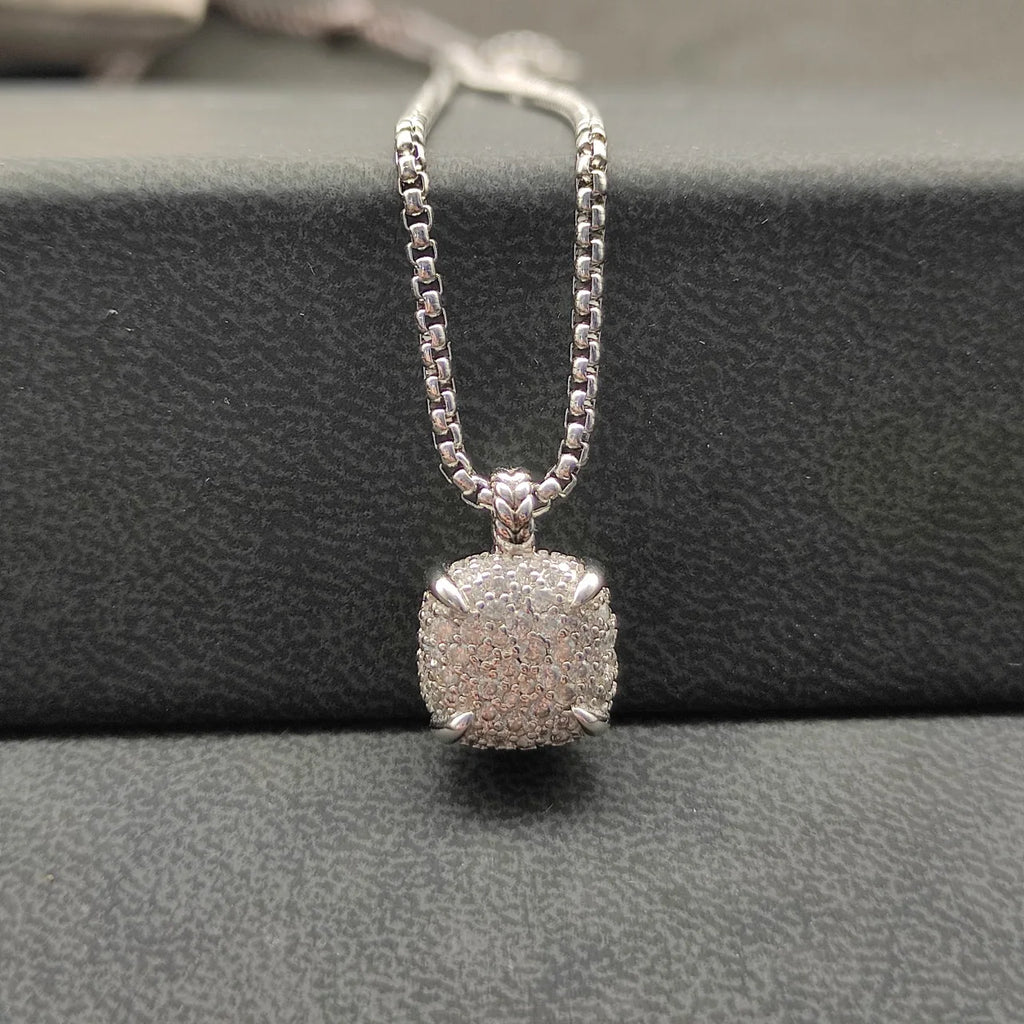 2026 New High Quality DY Necklaces Collection Simple and Elegant Perfect for Any Occasion Suitable for Both Men and Women 3