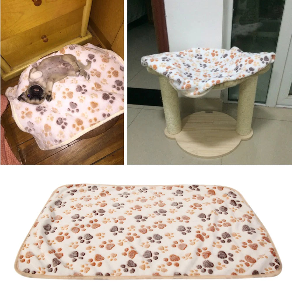 20x20cm Dog Blankets Paw Print Puppy Blanket Comfortable Soft Cat Blanket Plush Pet Blanket for Puppy Kitten