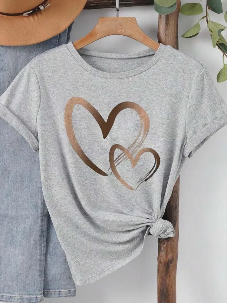 Summer New Fashion Women's Heart Printed T-shirt Trendy Casual Round Neck Top Short Sleeves Women T-shirt