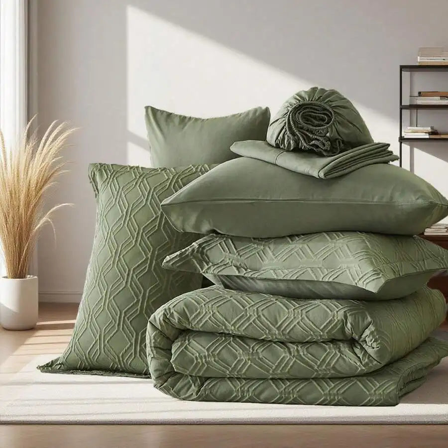 7pcs Simple And Stylish Embossed Comforter Sets Queen, 100% Polyester Lightweight Comfortable Summer Bedding Set, Super Soft And