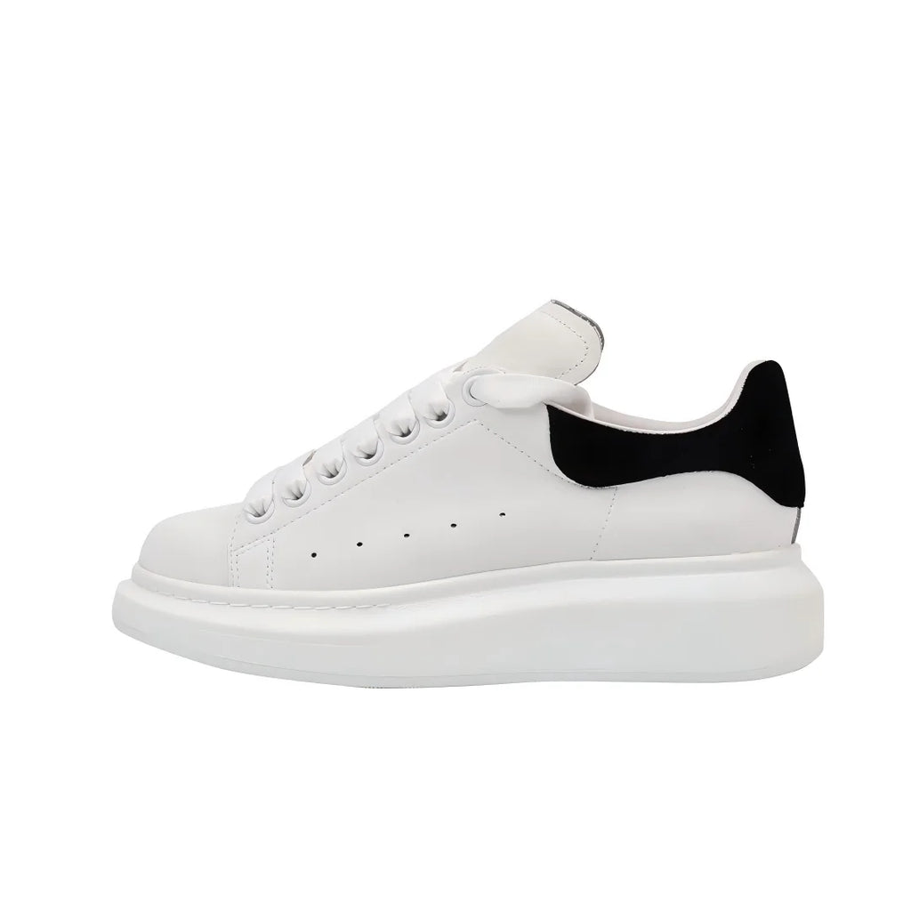 Minimalist Korean White Platform Shoes with Black Heel – Height-Increasing Daily Casual Sneakers