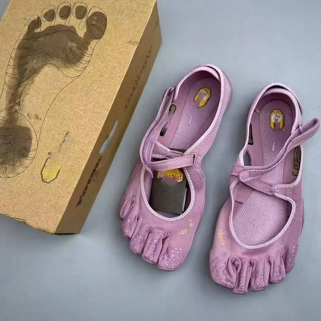 V-Soul women's lightweight, breathable, and quick-drying five-toed sneakers are perfect for yoga, walking, and outdoor activities.