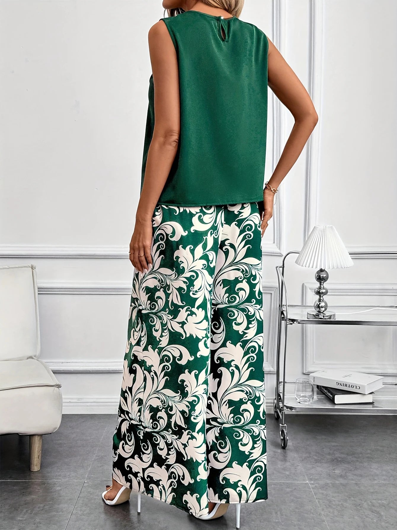 2-Piece Dark Green Round Neck Pleated Sleeveless Top Baroque Floral Print Wide Leg Pants Luxury Feel Women Office Commute Outfit