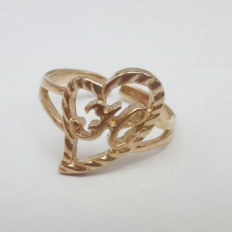 Duoying Custom Initial Rings Personality Hip-Hop Ring Heart Rings Letter Ring Heart Shape Gifts For Mom Gift