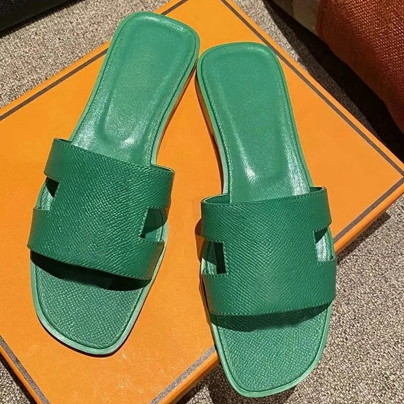 2026 New Designer Footwear, Luxury Women's Outdoor Beach Slides & Sandals, Comfortable Arch Support Flat Shoes for Women