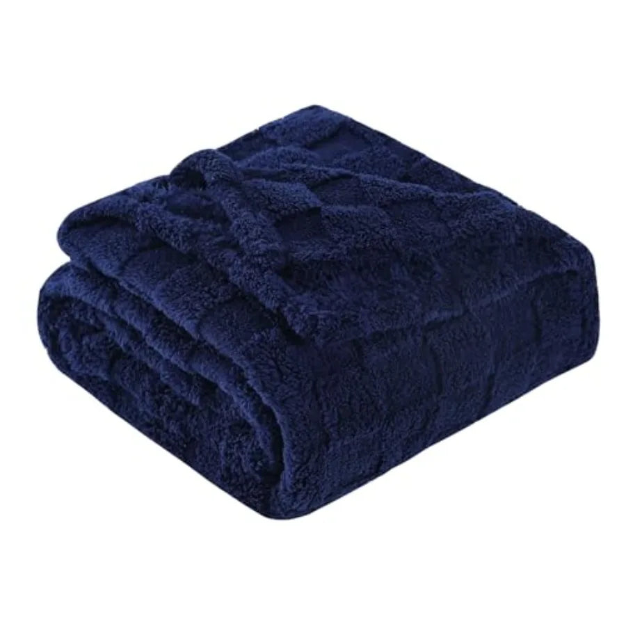 Fleece Throw Blanket 50"×60" for Couch Sofa Bed, Super Soft Cozy Plush Microfiber Flannel Blanket with 3D Checke Design Lightwe