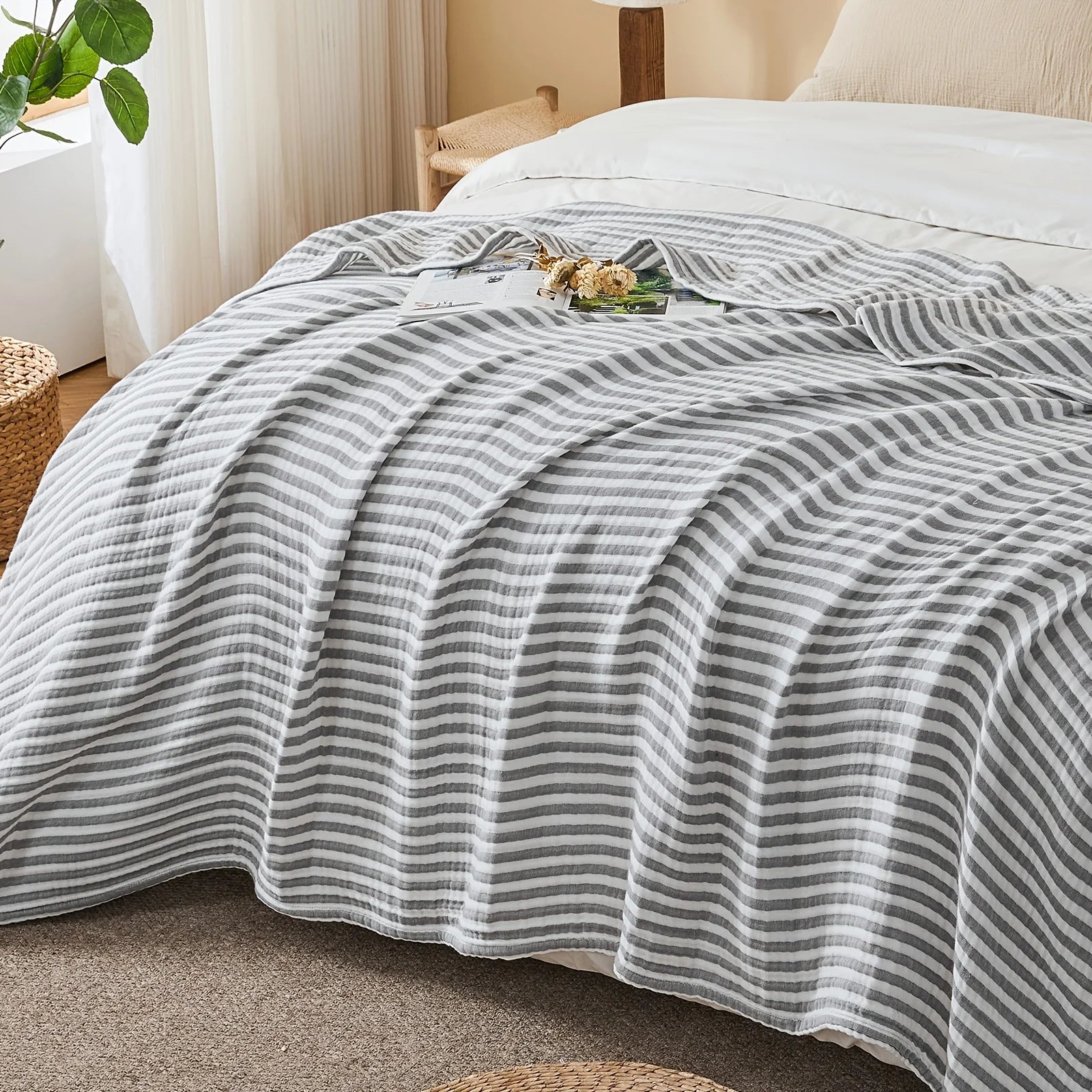 100% Cotton Muslin Blanket Breathable & Lightweight for Couch Bed, Holiday Gift, Machine Washable Cooling Summer Blanket for Hot Sleepers Multipurpose for Picnic Trip Gift for Mom