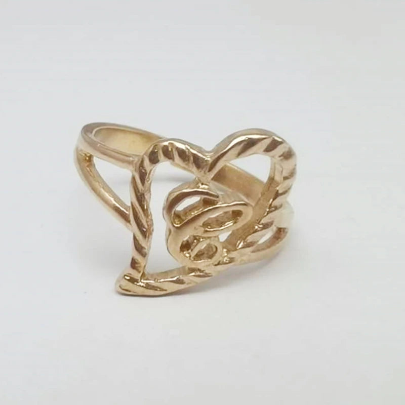 Duoying Custom Initial Rings Personality Hip-Hop Ring Heart Rings Letter Ring Heart Shape Gifts For Mom Gift