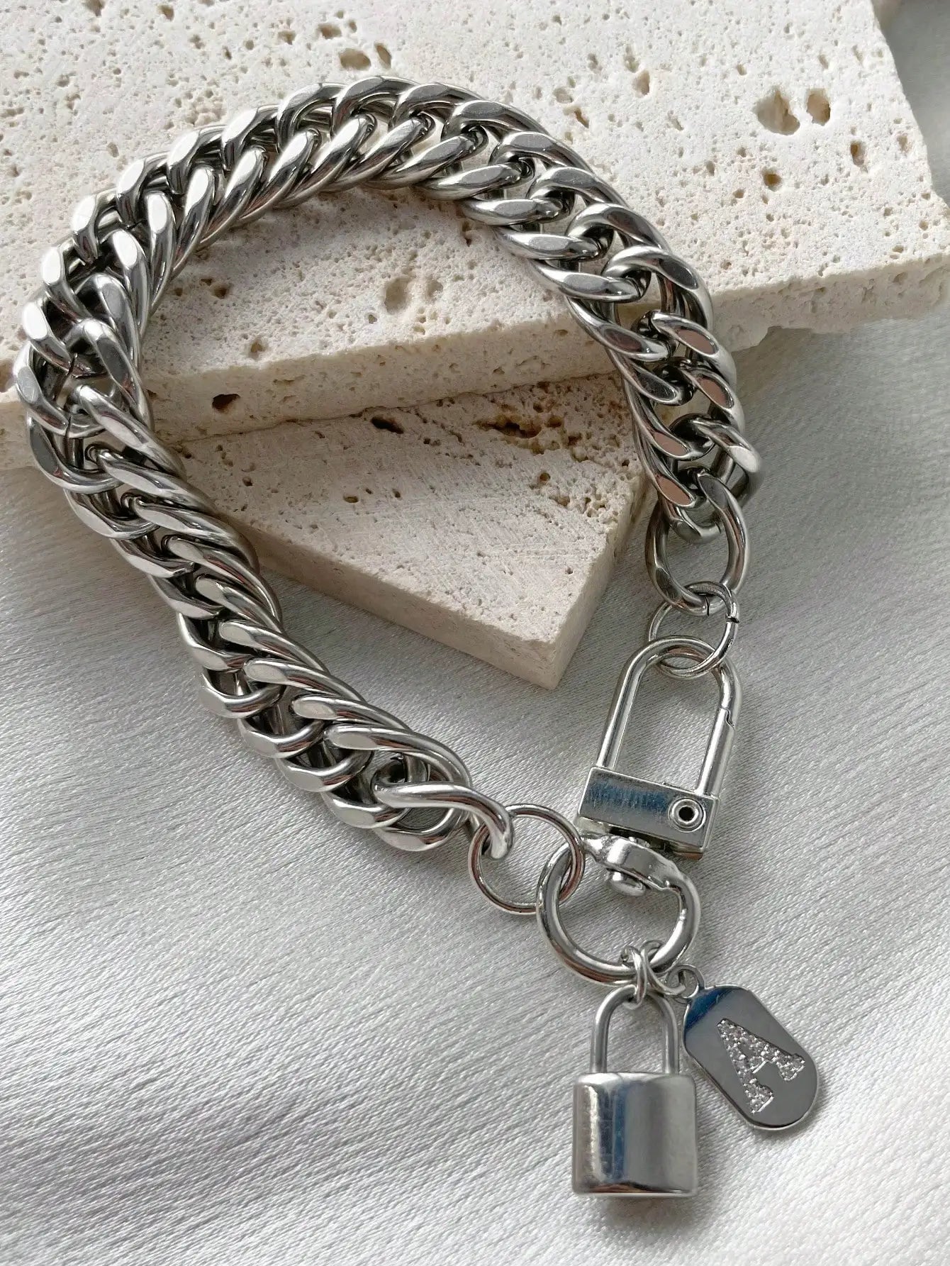 1 Pc Silver Oval Bracelet With A-Z26 Letter Necklace, Unique And Exquisite Style, Suitable For Festivals And Daily Wear