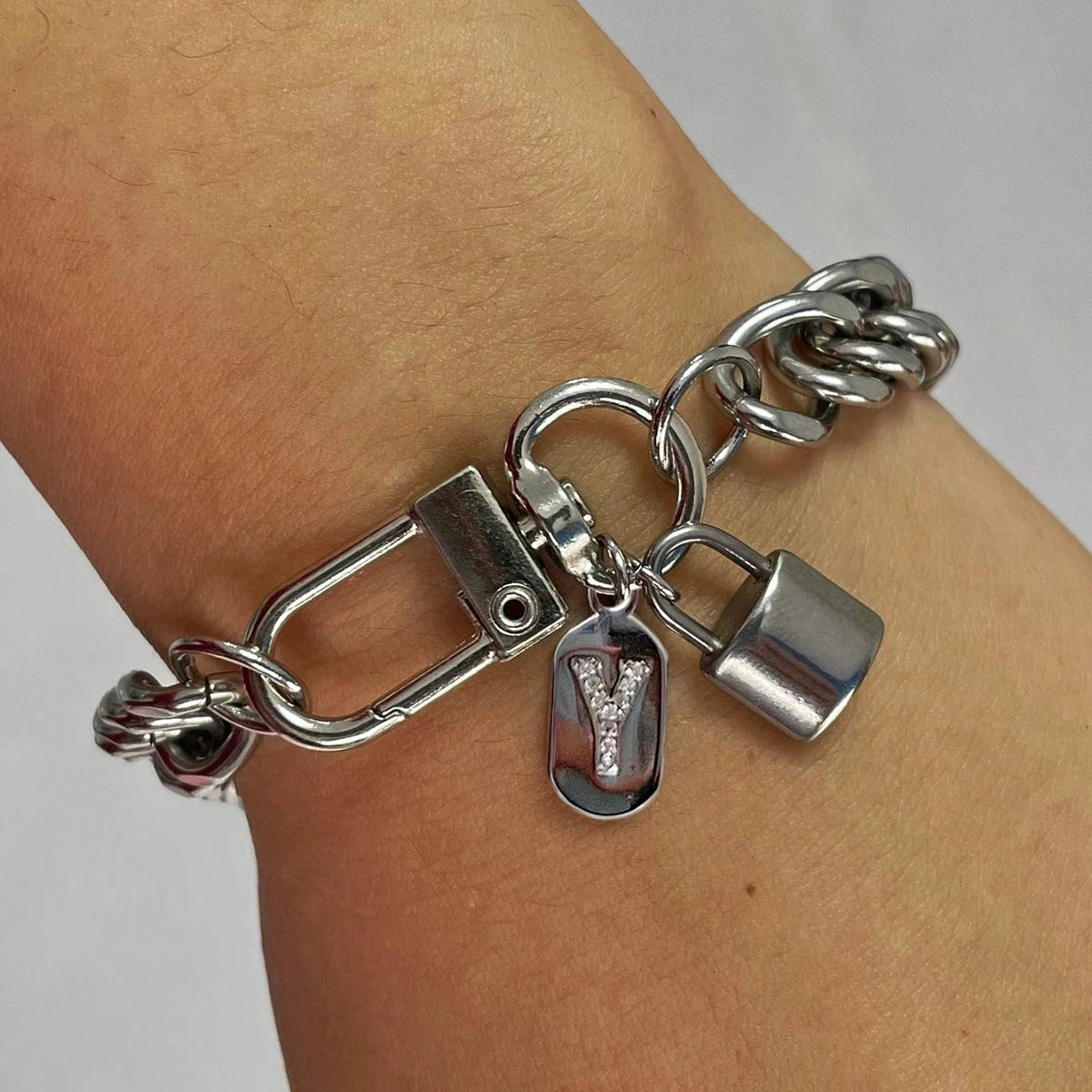 1 Pc Silver Oval Bracelet With A-Z26 Letter Necklace, Unique And Exquisite Style, Suitable For Festivals And Daily Wear