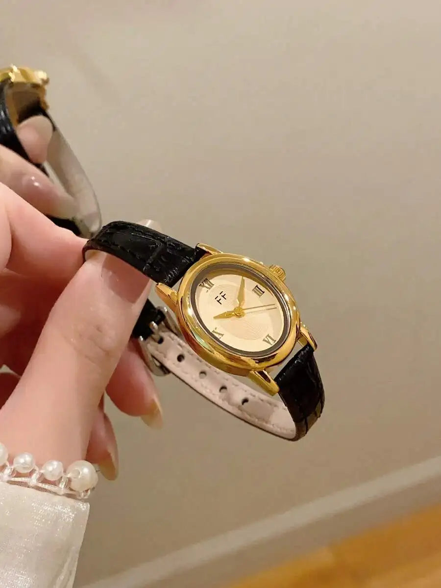 1pc Vintage Style Adjustable Strap Quartz Women's Watch, Oval Dial, Roman Numeral Markers, Compact Design, Suitable For Daily