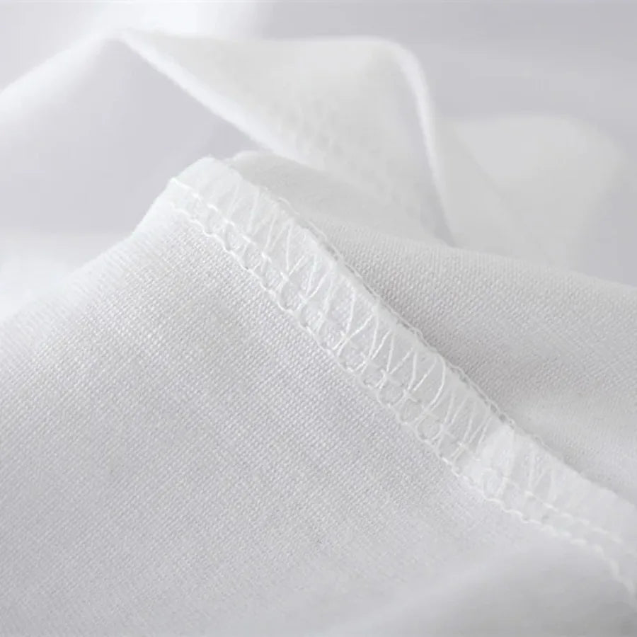 Women's White Sleeve T-Shirt with Black Heart Casual Round Neck Summer Aesthetics Short Sleeved Harajuku Streetwear Y2k Tops Te