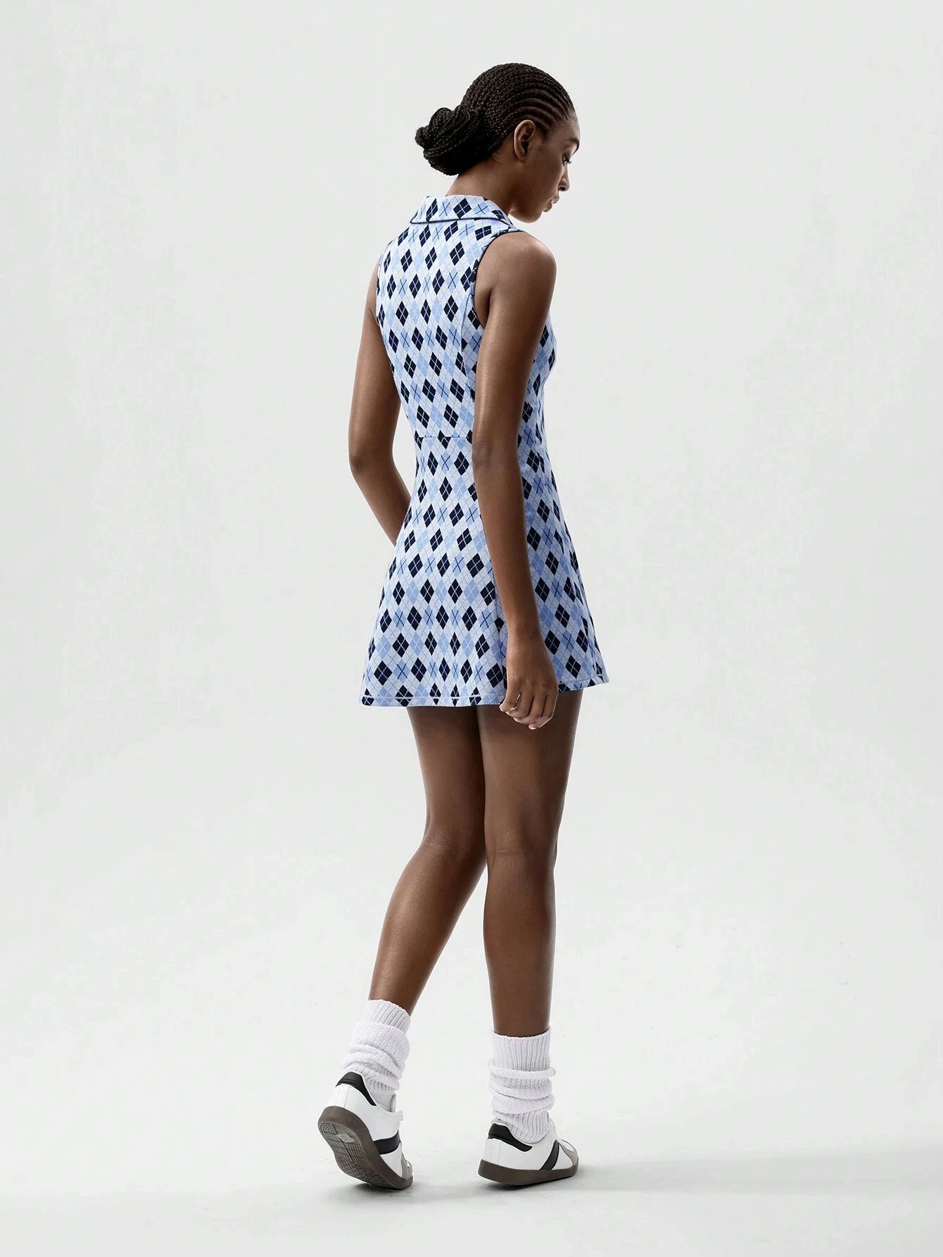 Tennis Dress Vintage Collegiate Style Mesh Dress - Elegant Sleeveless V-Neck A-Line Skater Dress, Breathable Stretchy Bodycon Tennis Dress for Women