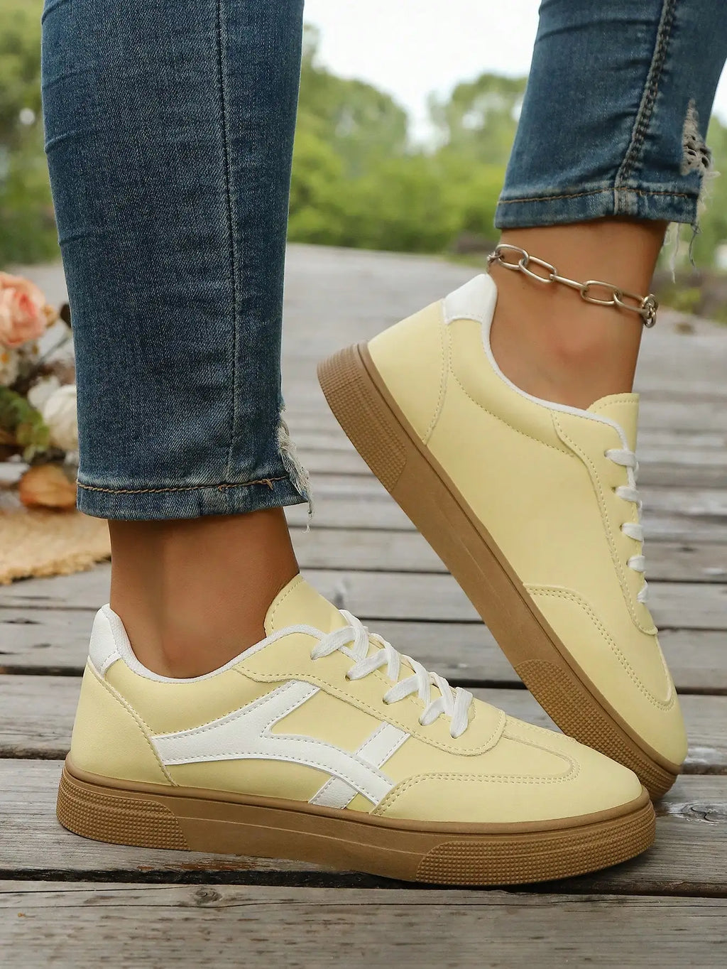Plain Lace Up Low Top Sock Sneakers Breathable Lightweight Casual Running Shoes For Women Summer