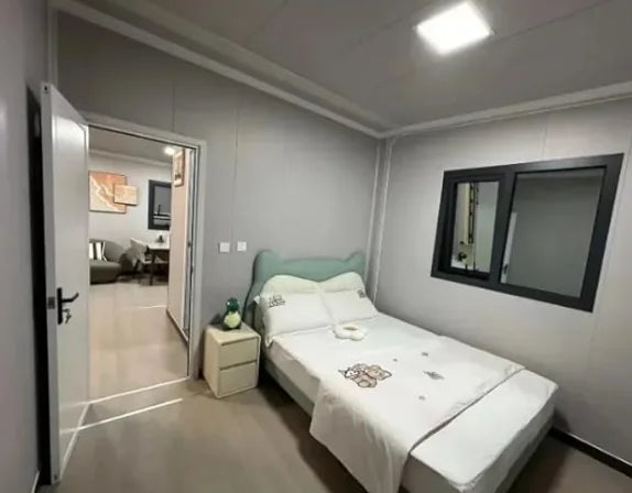 Expandable Container House  Modular Prefabricated Foldable Portable Insulated Waterproof Homes For Villa Holiday With Furniture
