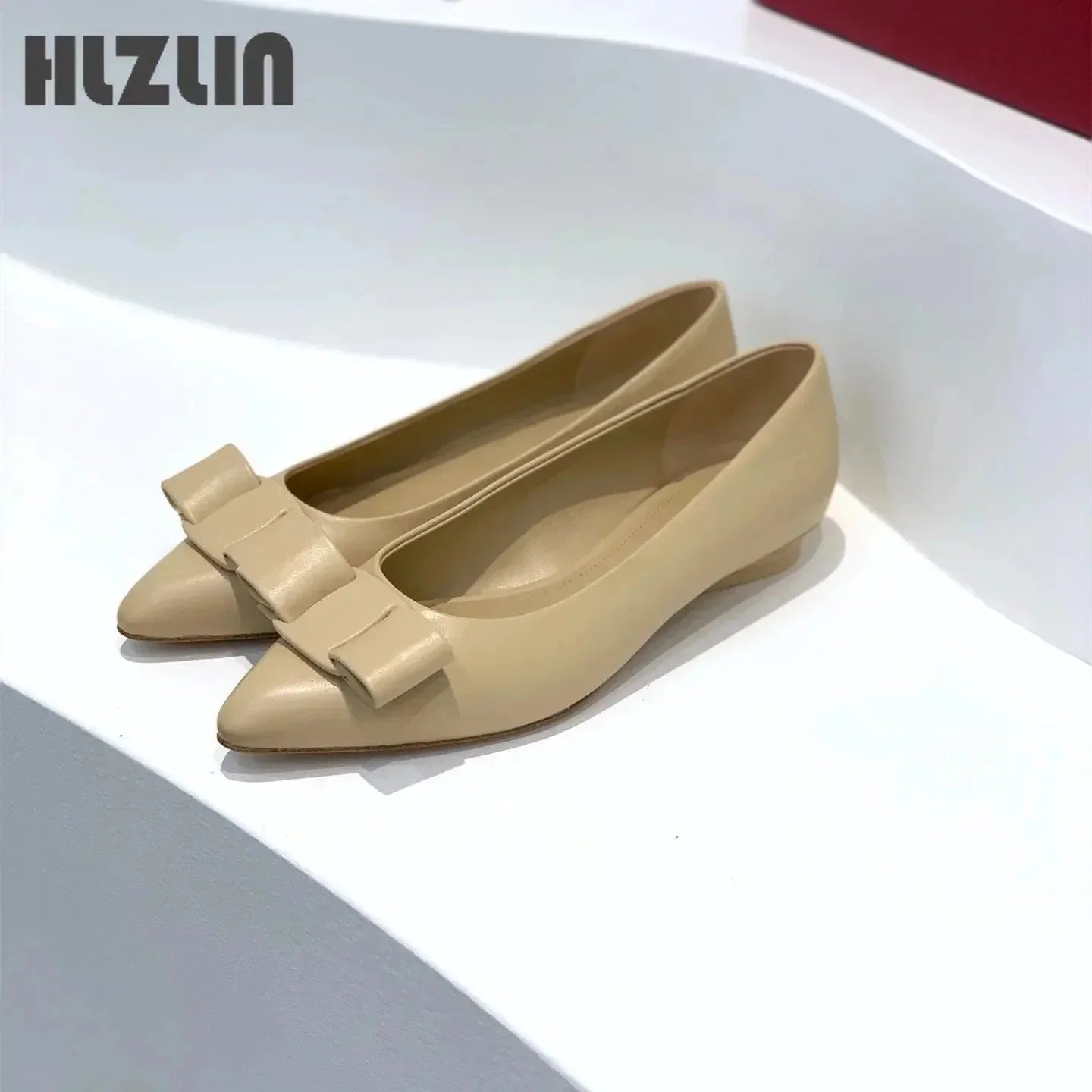 2026 Women's leather loafers, low-heeled moccasins with bows, light ballet flats spring and autumn