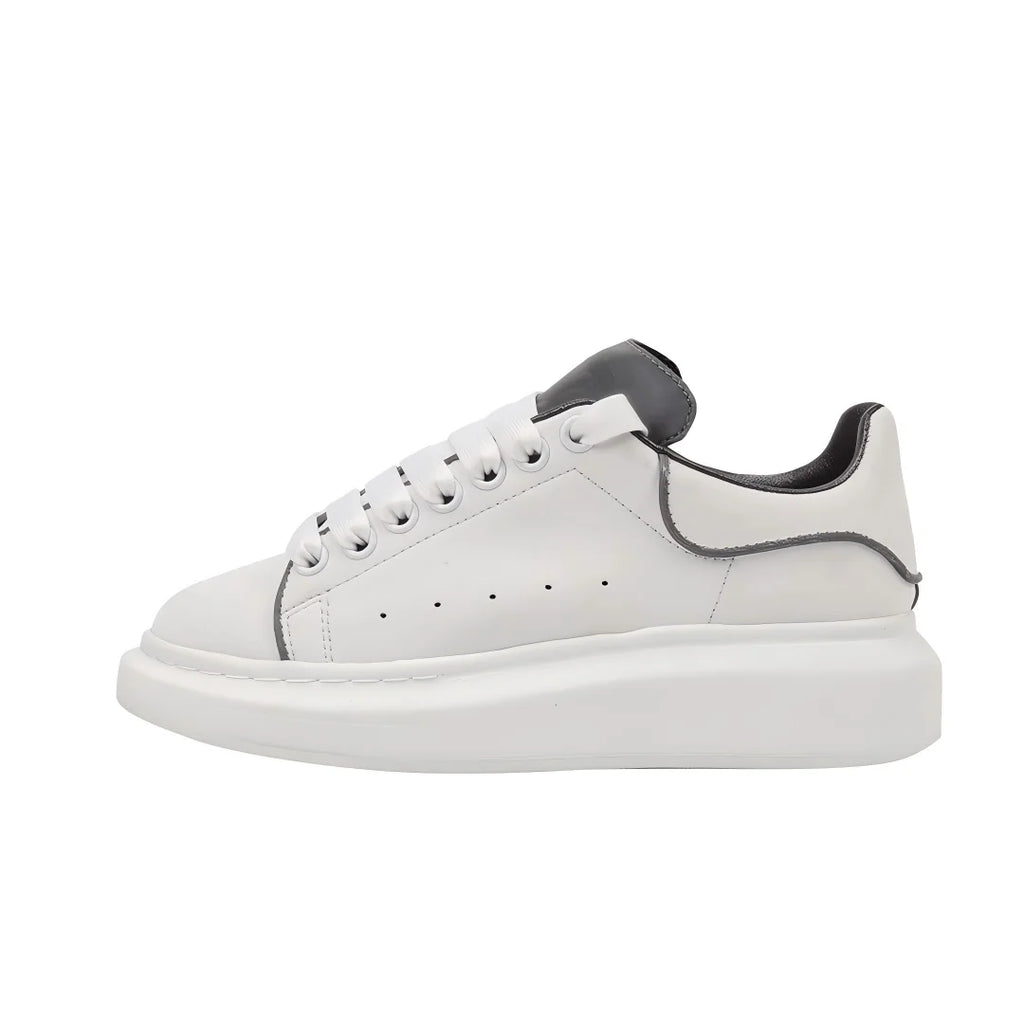 Minimalist Korean White Platform Shoes with Black Heel – Height-Increasing Daily Casual Sneakers
