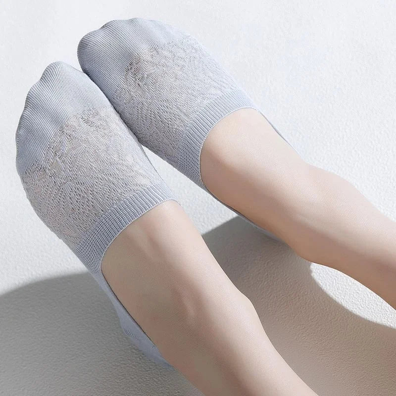 Fashion Non-slip Silicone Lace Ankle Socks Women Invisible Hollow Out Cotton Summer Boat Socks Breathable Short Low Cut Socks