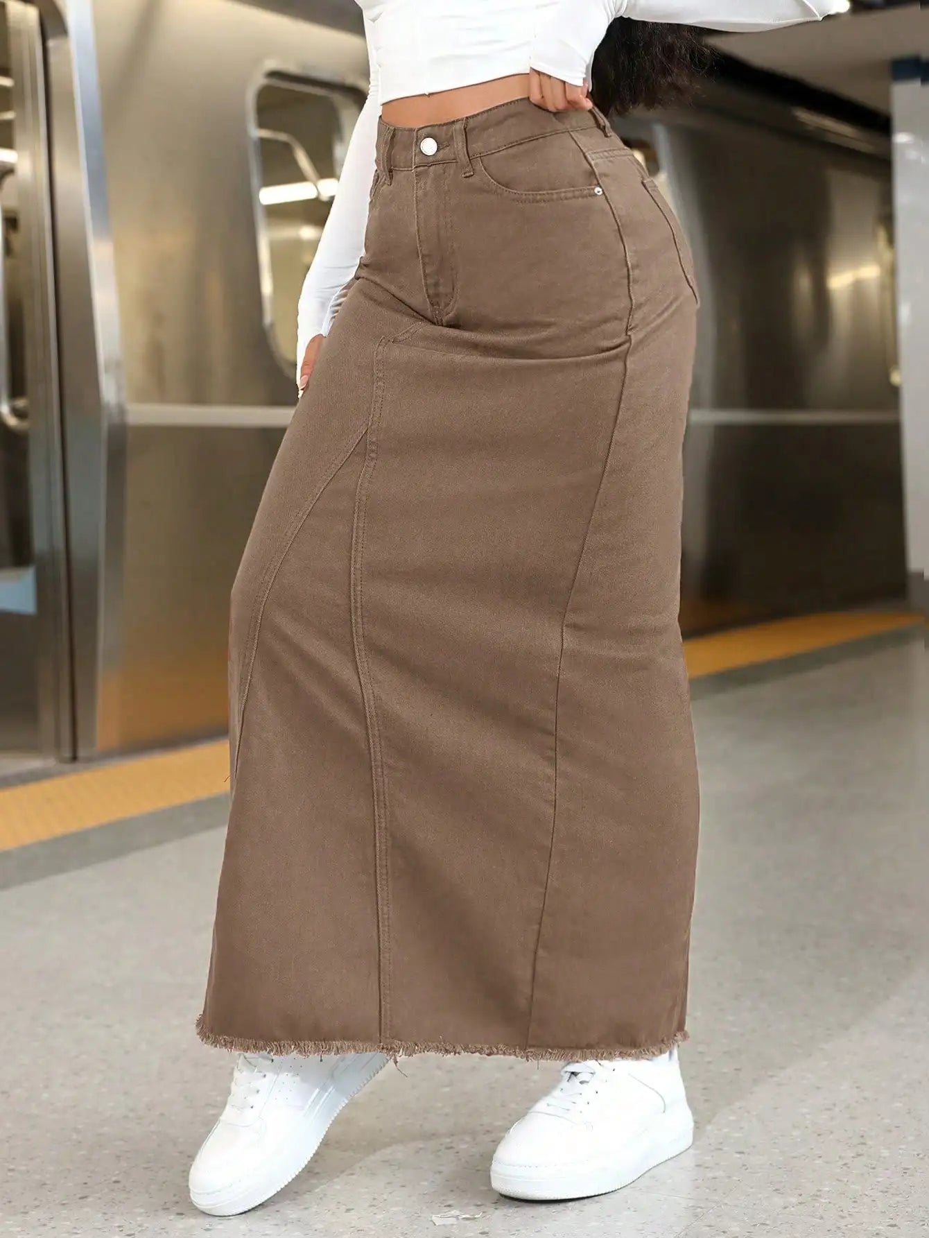 Jeanoix Raw Hem Denim Skirt