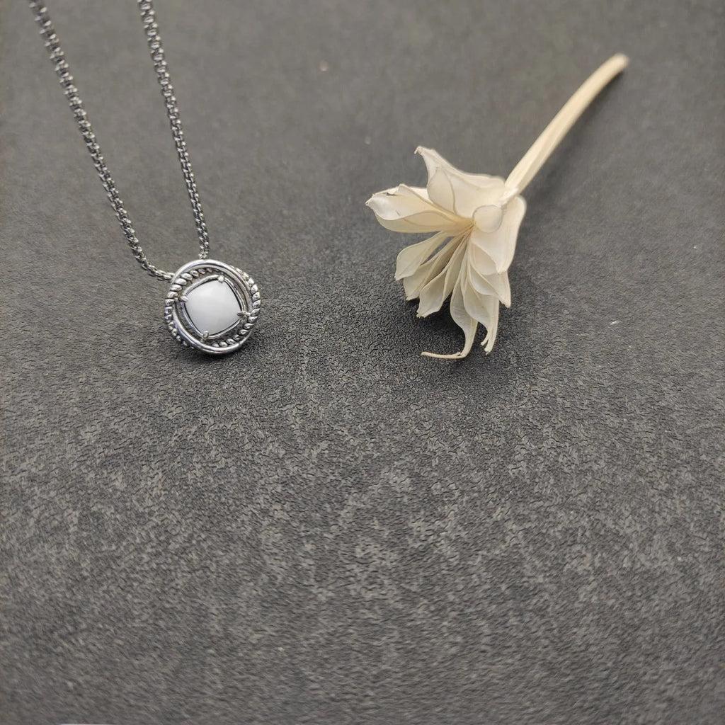 2026 New High Quality DY Necklaces Collection Simple and Elegant Perfect for Any Occasion Suitable for Both Men and Women 3