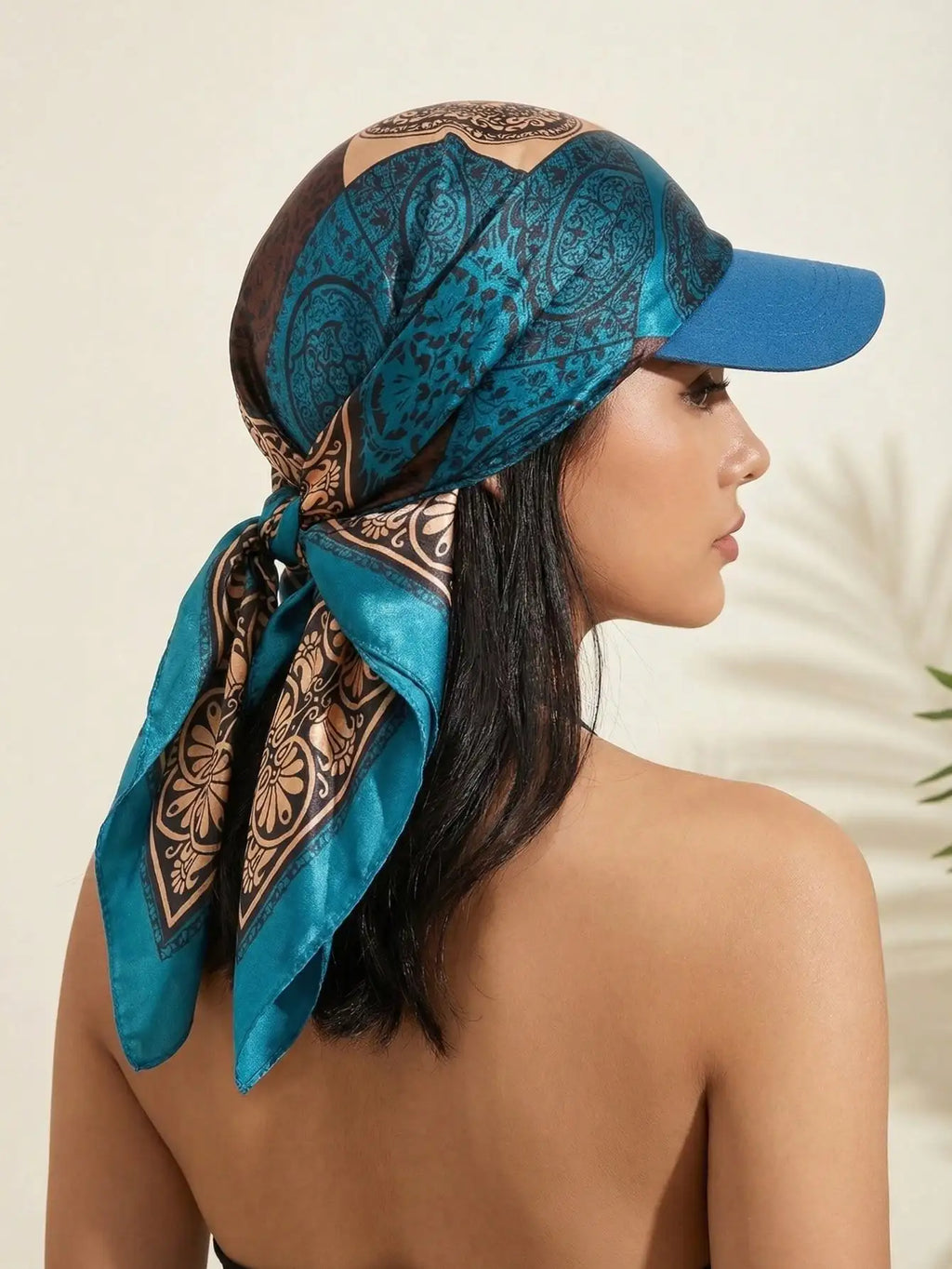 Women Fashion Printed Satin Headscarf Baseball Cap with Brim, Soft Breathable Summer Outdoor Sun Protection Hat Ladies Windproof Head Wrap Sun Hat