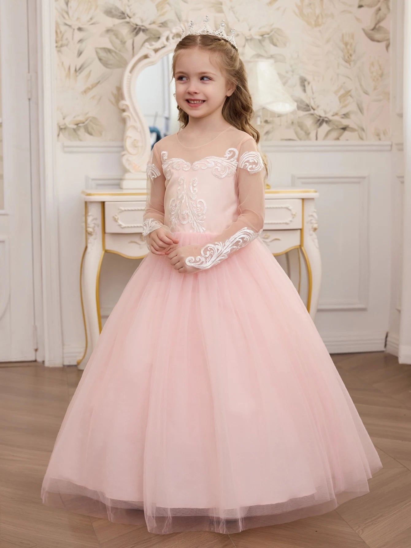 Junior Bridesmaid Dress for Girls, Pink Tulle Lace Backless Formal Gown, Elegant Wedding Party Outfit with Pearl Detail
