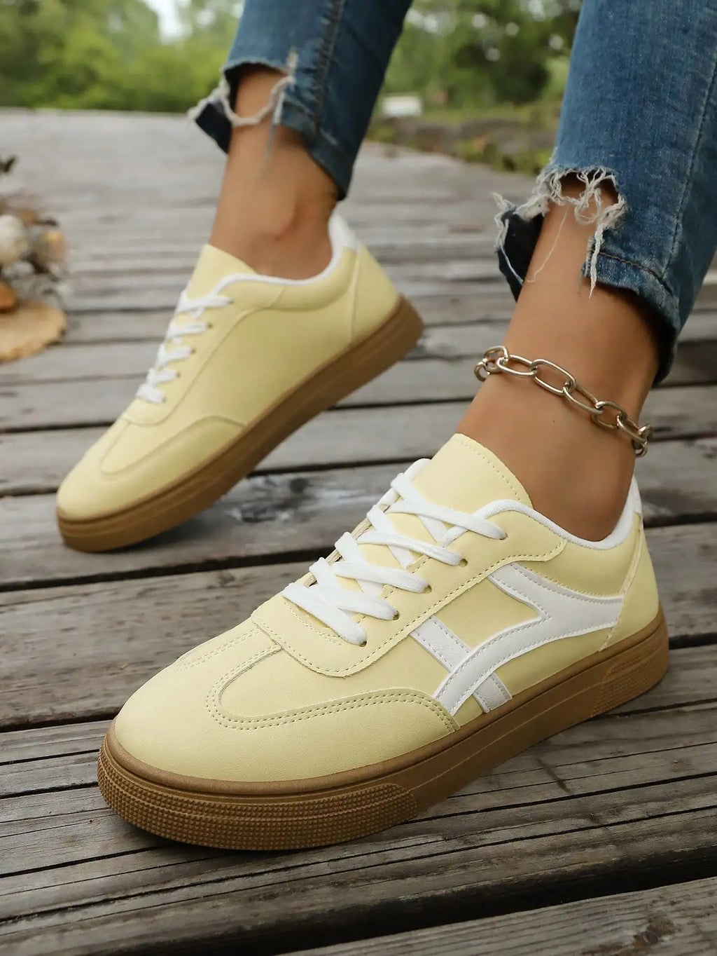 Plain Lace Up Low Top Sock Sneakers Breathable Lightweight Casual Running Shoes For Women Summer