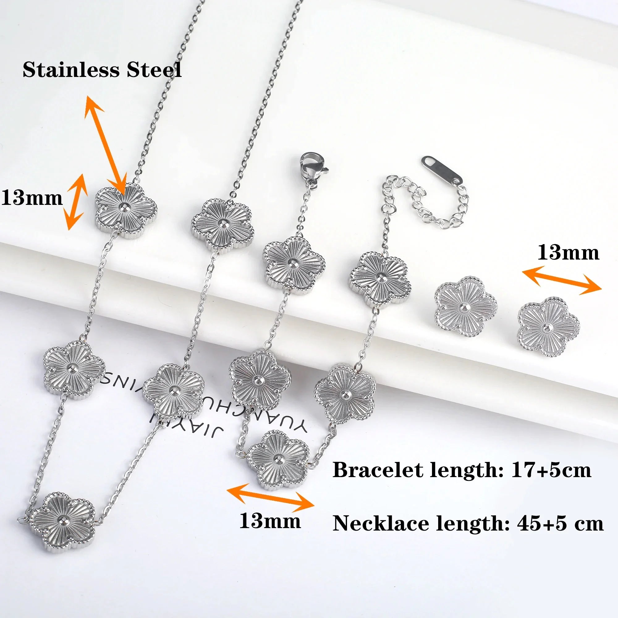 Simple 316L Stainless Steel Flower Five Leaf Necklace Bracelet Earrings 18K Gold Plated Jewelry Set for Women Girl Gift Clover